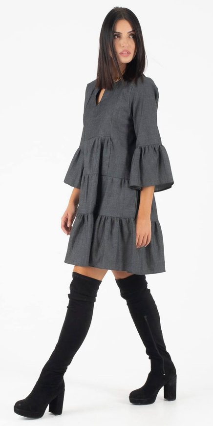 DRESS
